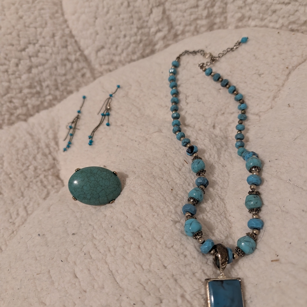 Turquoise Beaded Necklace ,Ring, Earring Set